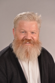 Photo of Associate Professor Colin Fox.