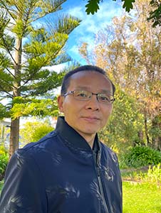 Professorial Zhiyi Huang