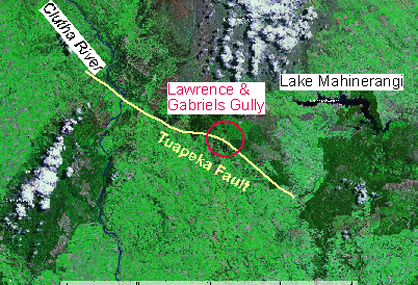 A map showing the northeast-southwest trend of the Tuapeka Fault and passing through Lawrence