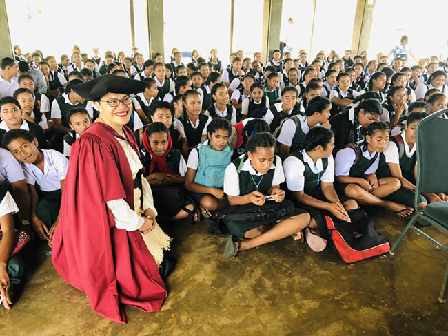 Losa Moata'ane-Tongan-School-Children 650px