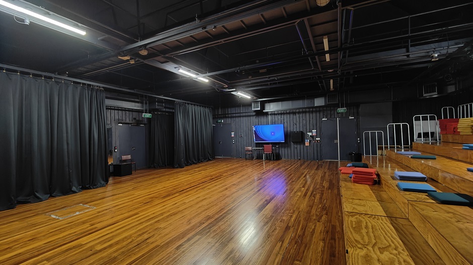 Drama Centre G01 righthand from back