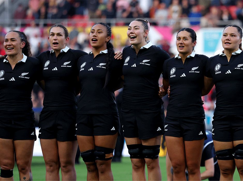 A team of female rugby players 