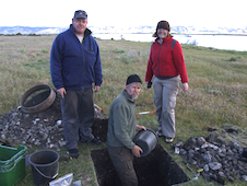 Researchers excavating artefacts at Wairau Bar image