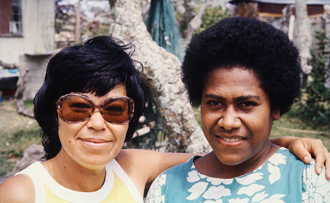 Ngaere Geddes (left) at Vatulele, Fiji 1973