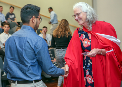 physio_badge ceremony leigh hale and student presentation 2019
