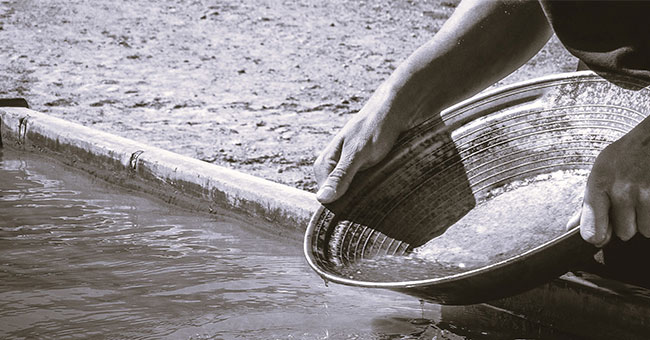 Gold panning thumbnail image
