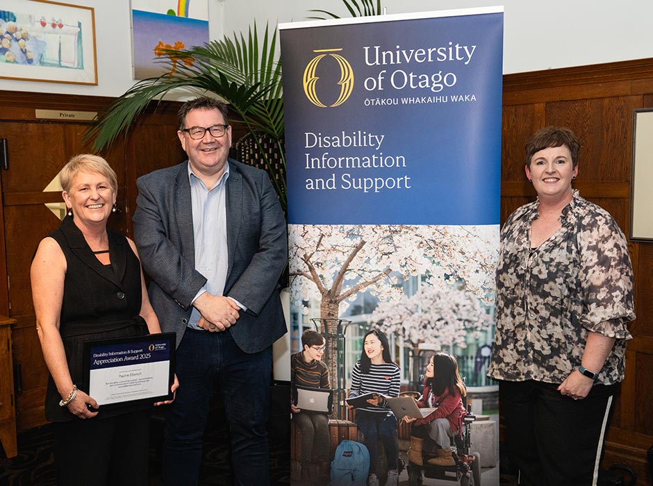 Student Experience Lead Administrator Graduation Pauline Ellwood, left, pictured here with Vice-Chancellor Grant Robertson and Disability Information and Support Manager Melissa Lethaby, received an Appreciation Award on Friday.