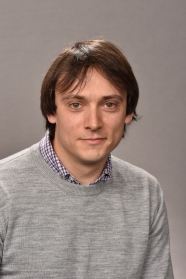 Photo of Dr Sam Lowrey.