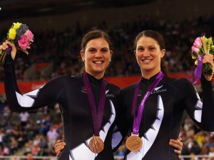 Phillipa Gray and Laura Thompson