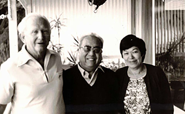 Ngaere and Bill Geddes at home with Professor Fei Hsiao-Tung, who visited and stayed with them in Australia (mid-1970s)