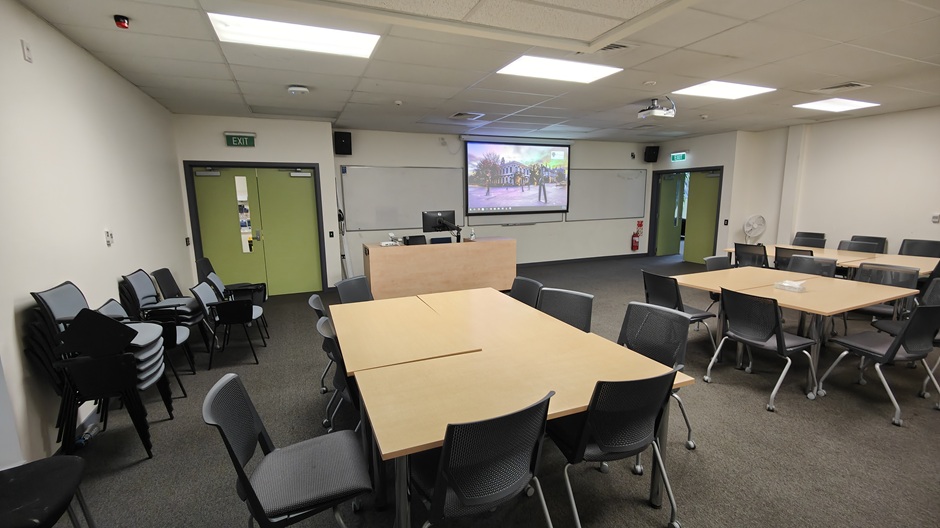 View of 71 Frederick St room 71FRG05 showing tables and chairs in groups