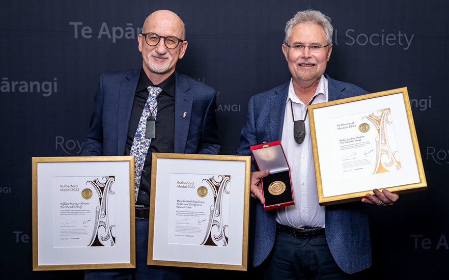 Murray Thomson and Richie Poulton with their 2022 Rutherford Medal and certificates image
