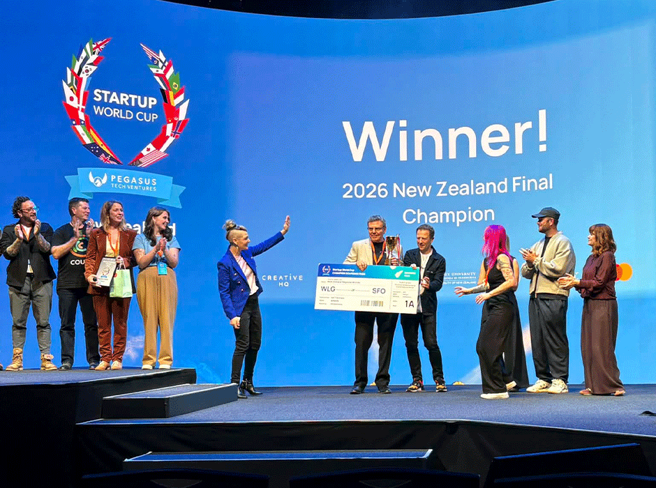 Professor John Reynolds (centre) won the New Zealand final of the Startup World Cup, earning him a trip to Silicon Valley and an opportunity to compete for the top prize of US$1 million. 