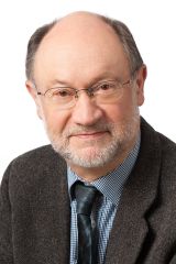  Professor Geoff White