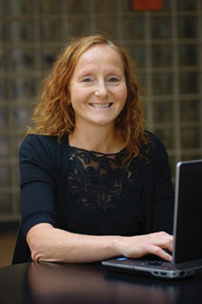 Helen Roberts image