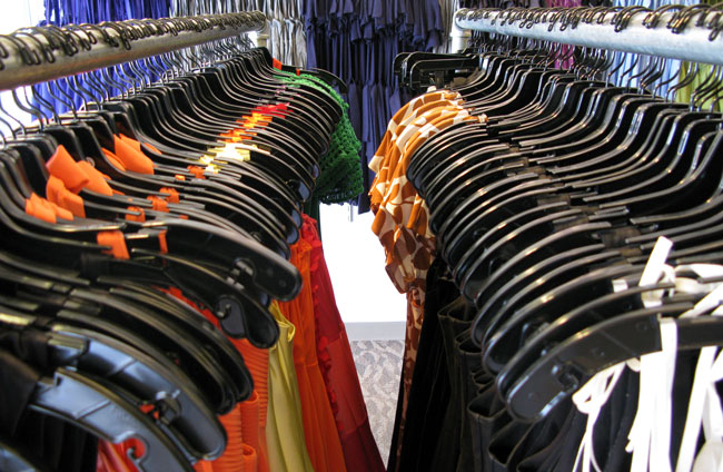 clothes-rack-image
