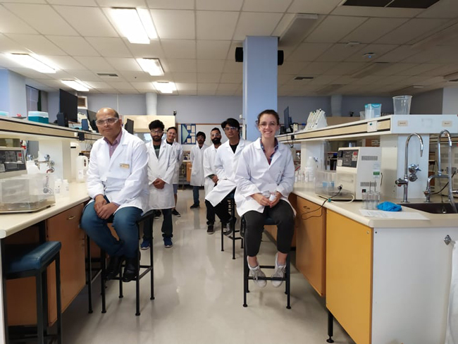 Dr-Shyamal-Das-and-his-team-image