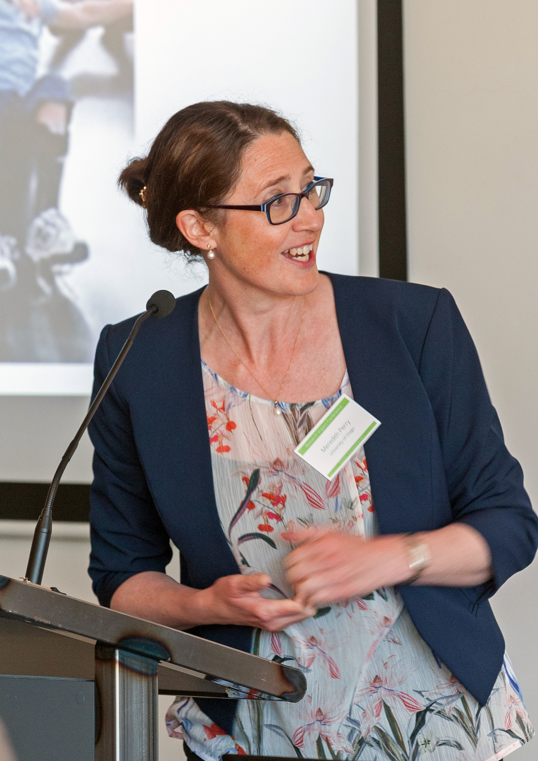 physio_merdith perry at lectern 2018 650