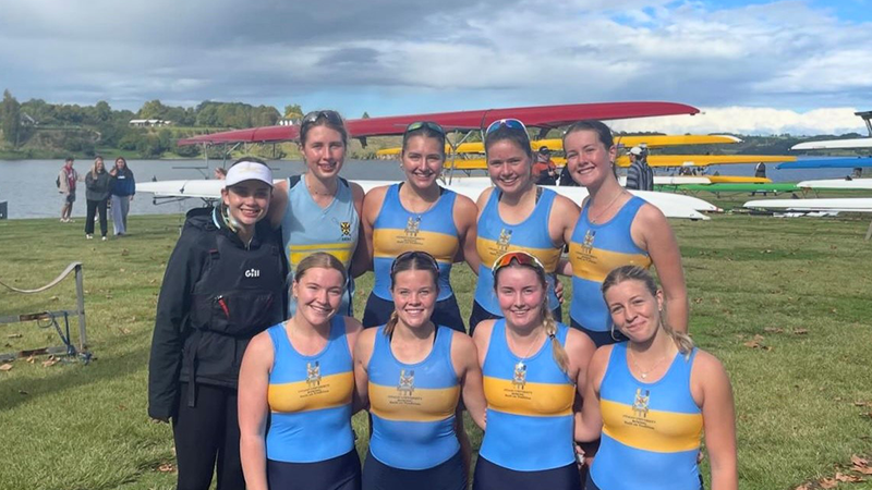 The Otago women’s second eight who placed third. 