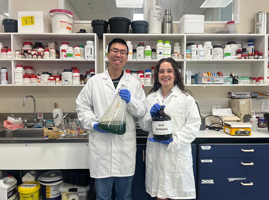  BMS students Liam Young and Cushla Bridges, co-founders of a new network to connect Otago biochemistry and microbiology students.  