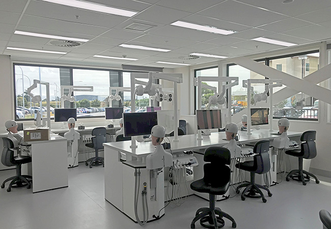 Sim clinic Counties Manukau Dental Facility Image