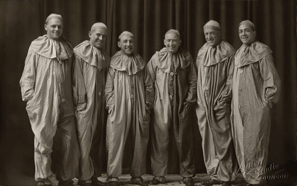 Sextet 1922 (1922). Hocken Digital Collections