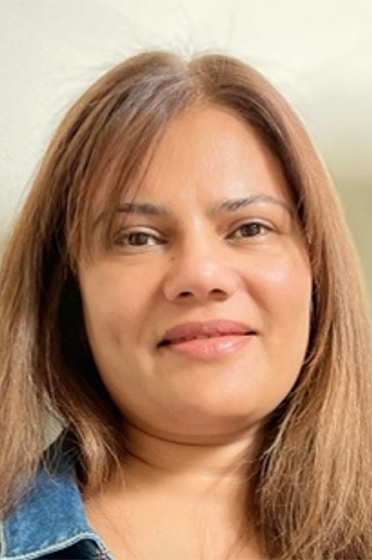 Simone Cree image
