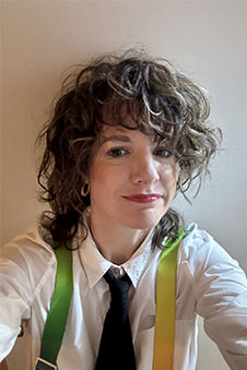 A headshot of Lori Leigh.