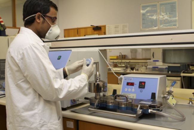 Mohammad Momin in the lab 650