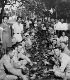 Mothers'-Darlings-Aitutaki-feast-small-image