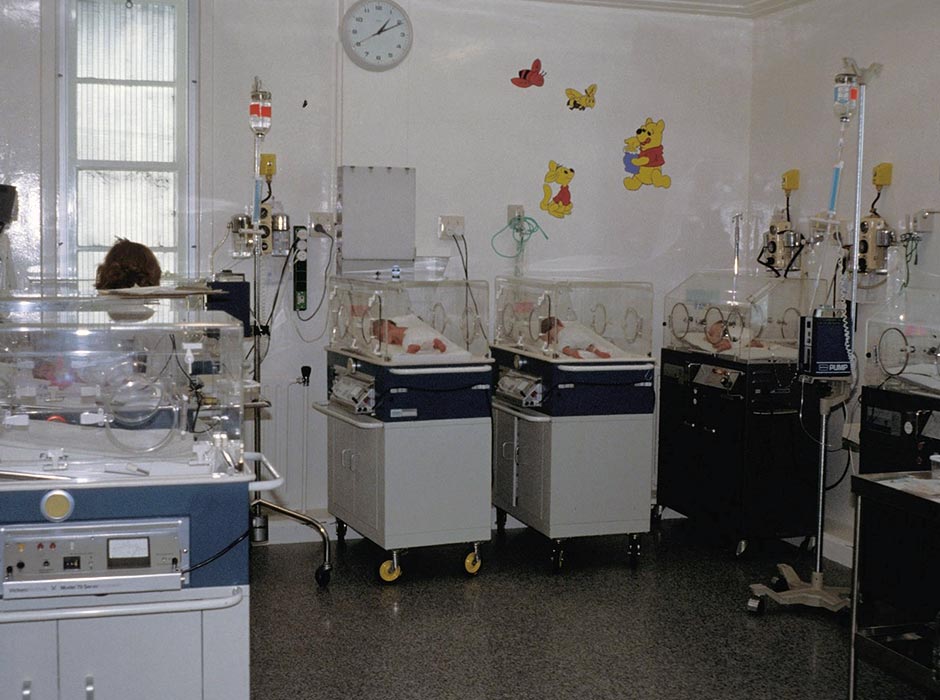 Christchurch-Women's-Hospital-NICU-in-the-80s
