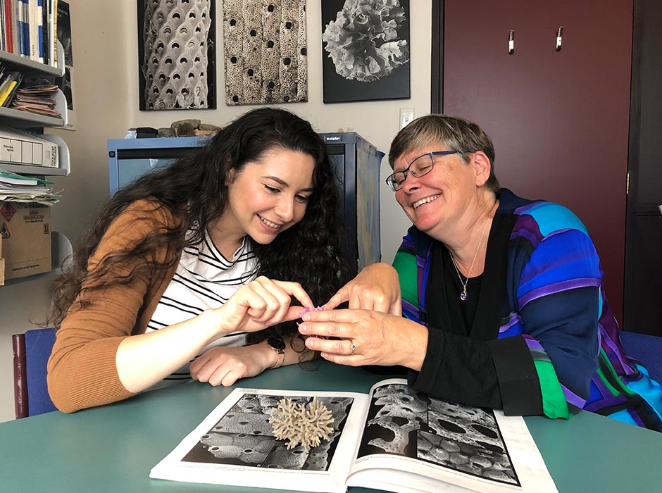 Abby-Smith-with-student-Katerina