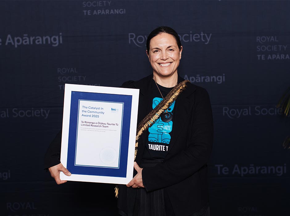 The research team from Te Rūnanga o Ōtākou Taurite Tū, led by Katrina Pōtiki Bryant, of the School of Physiotherapy, won the Health Research Council’s inaugural Catalyst in the Community Award.