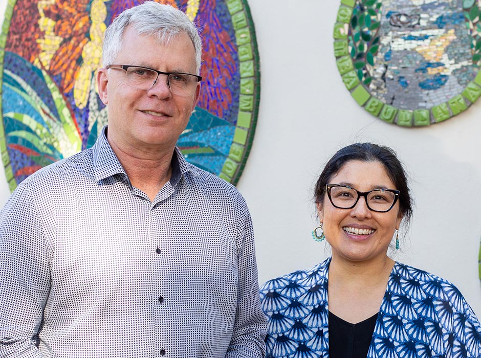Otago’s Professor Philip Hill, left, and Professor Emily Wong, of the Africa Health Research Institute and University of Alabama Birmingham, are working with a consortium of international collaborators on a study into asymptomatic tuberculosis.