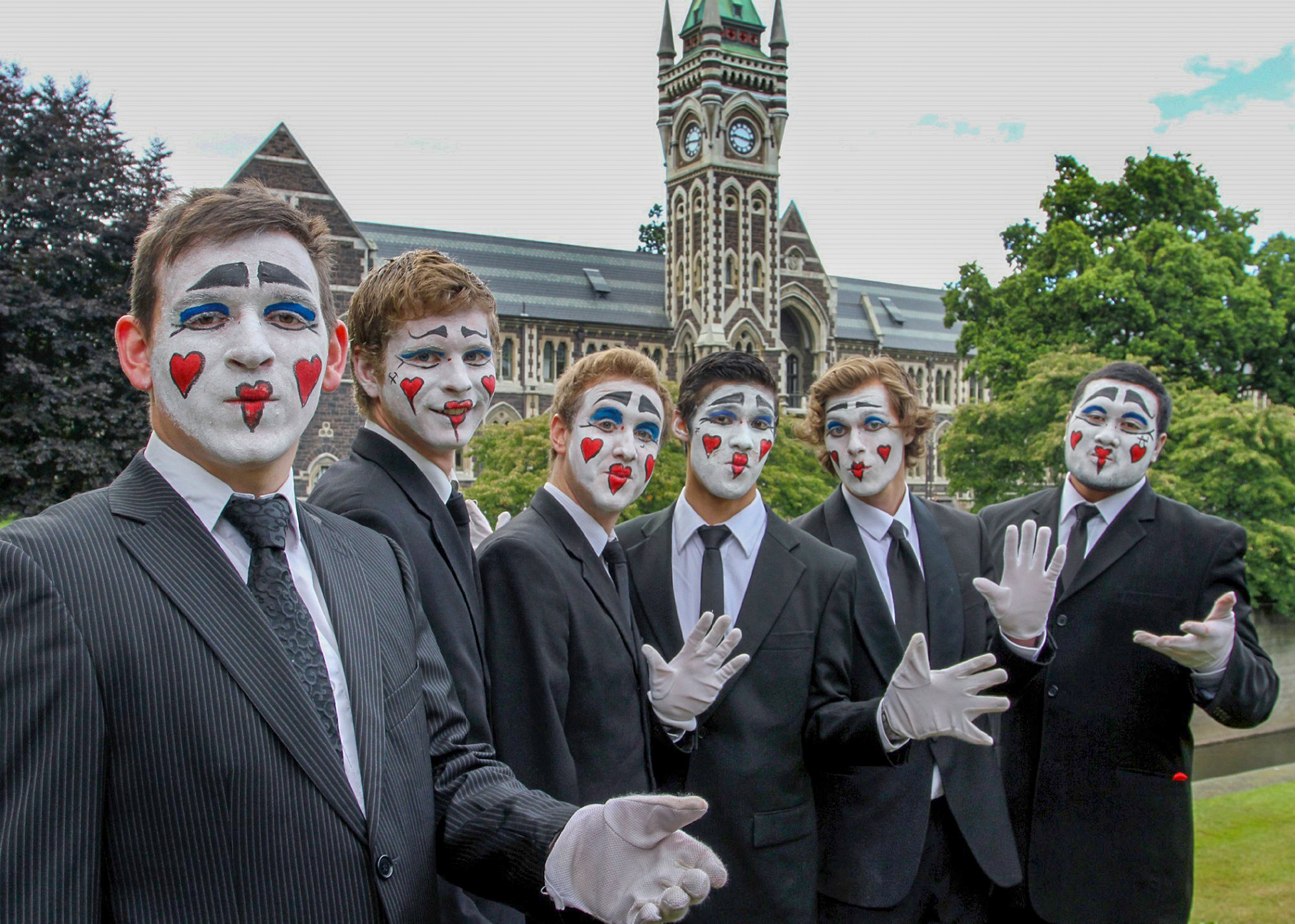 The University Sextet, Orientation Week