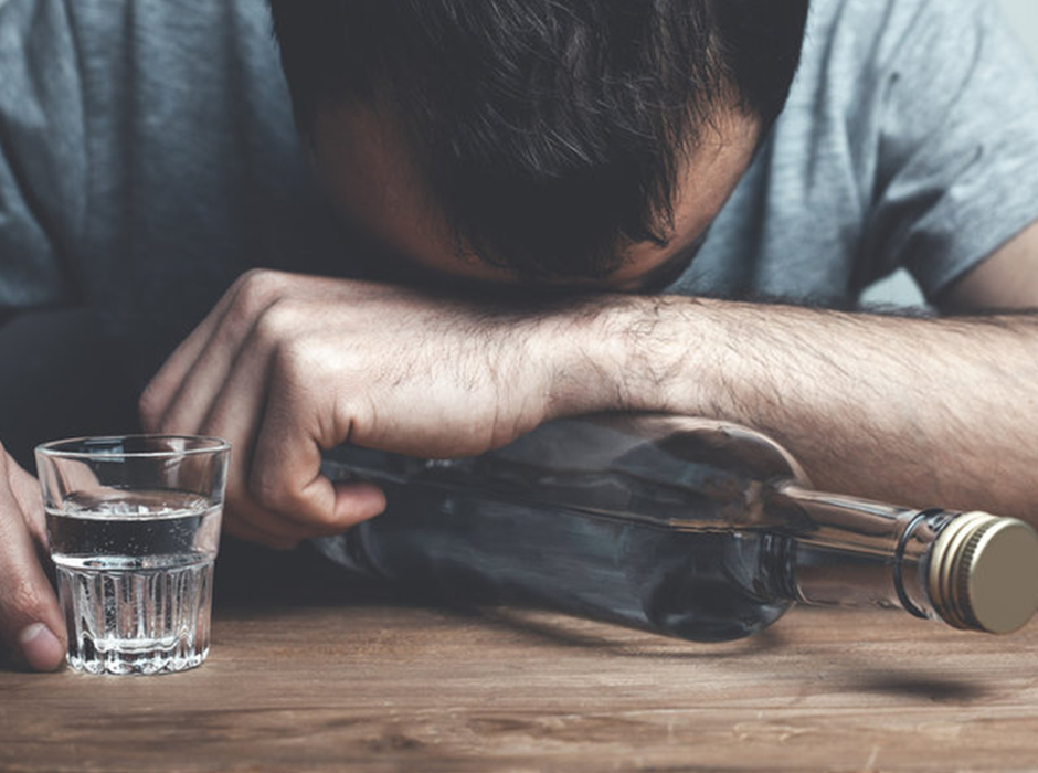 Alcohol harm generic image 940