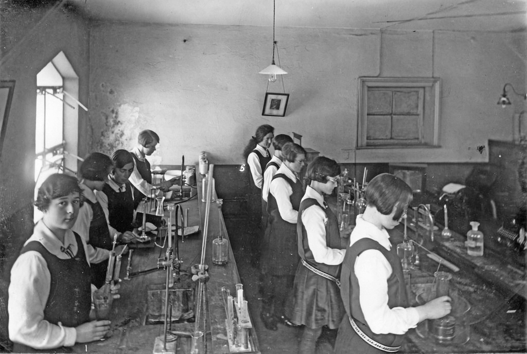 Science Room, St Dominic's College, Dunedin 