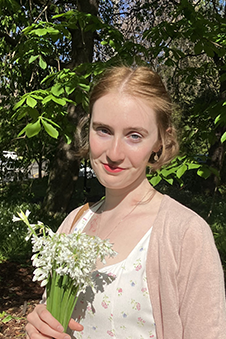 Molly Crighton profile
