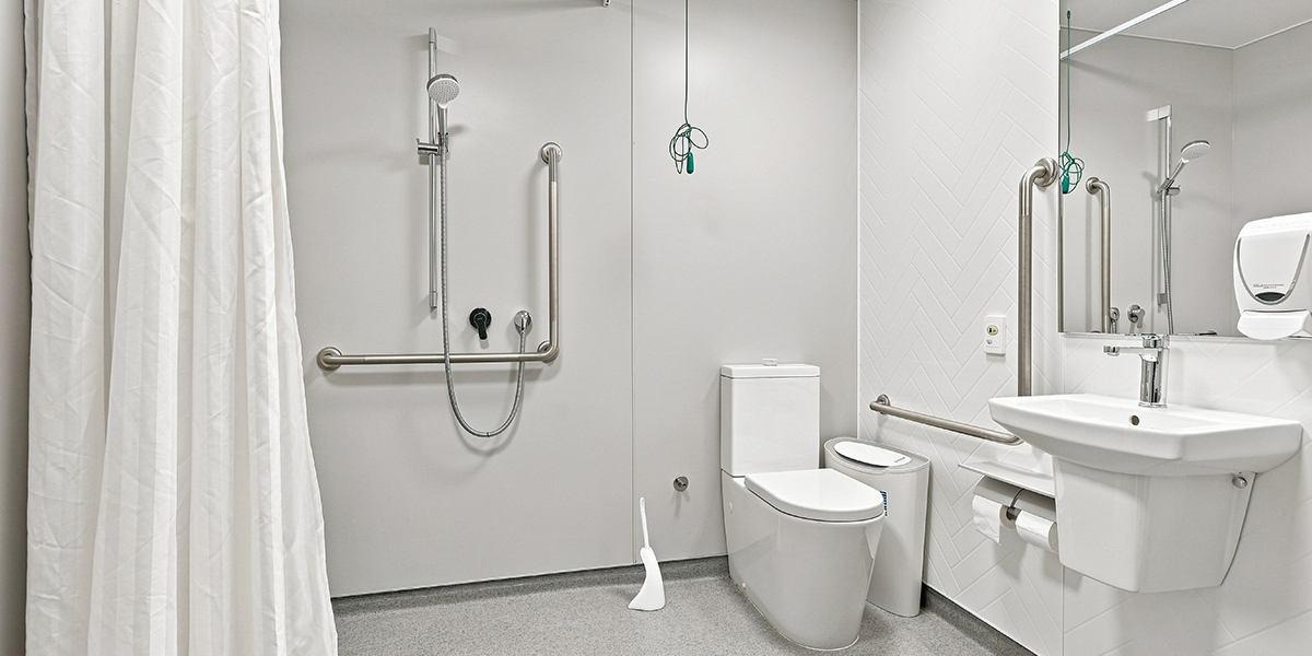 Wheelchair-accessible bathroom