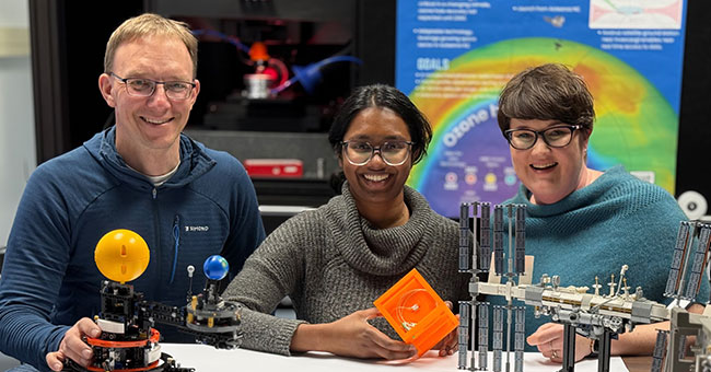 Professor-Harald-Schwefel,-Dr-Mallika-Suresh,-and-Associate-Professor-Annika-Seppala