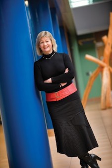 Janet Hoek image