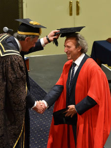 Graeme Hart image