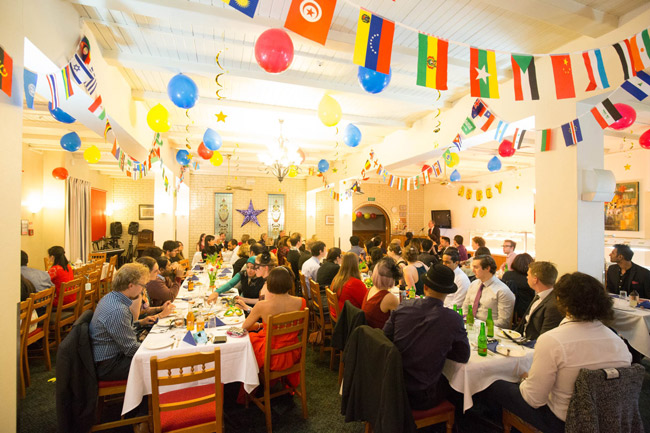 Abbey-College-dinner-image