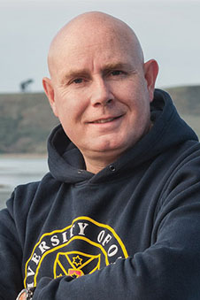 Neil Gemmell headshot