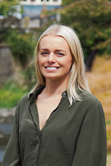 Jemma Geoghegan headshot image