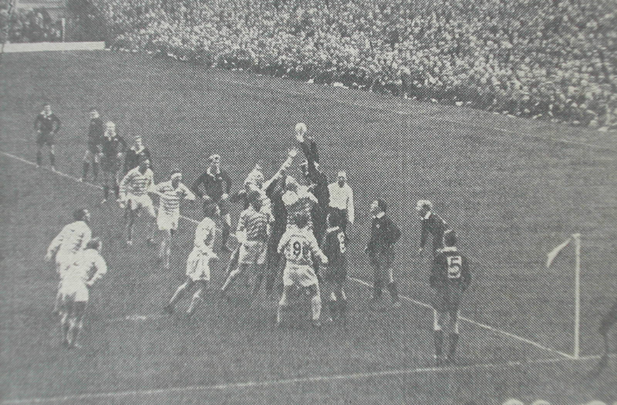 Richard playing for Oxford University in that game at Twickenham Stadium in 1959 image