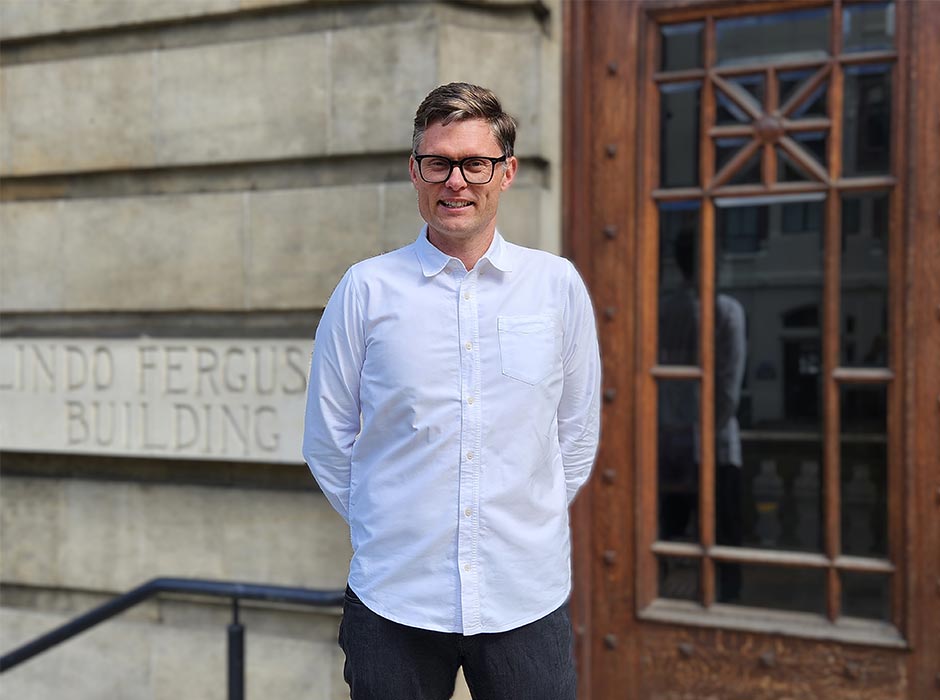 Associate Professor Andrew Reynolds is Otago’s 2025 winner of the Rowheath Trust Award and Carl Smith Medal, which recognises the outstanding research performance of early career staff. 