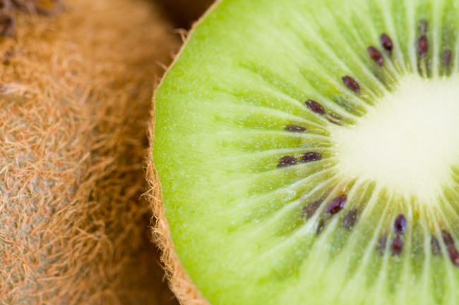 sliced kiwifruit image