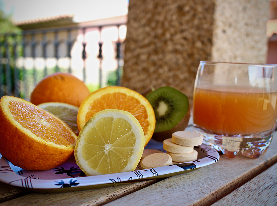 Vitamin C fruits and supplements