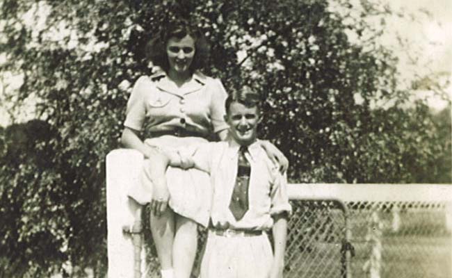 John and Anita Ritchie in Dunedin circa 1940